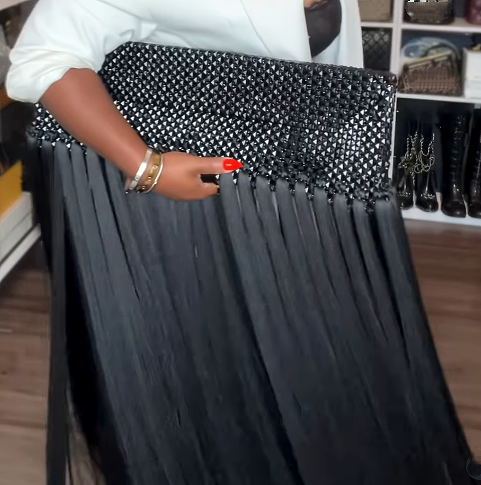 Chill Showstopper Cluth